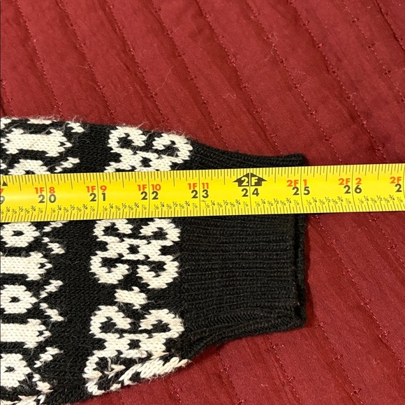 Vintage Made in the USA Black/White/Red Patterned Women's Sweater Size 20W - Picture 10 of 10